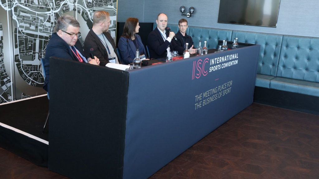 e5821416-86d3-4b3d-8eb5-29f1455b5126